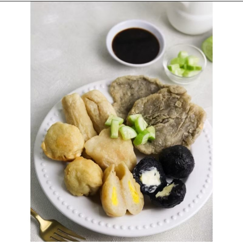 

Pempek Ikan Tenggiri Asli Palembang