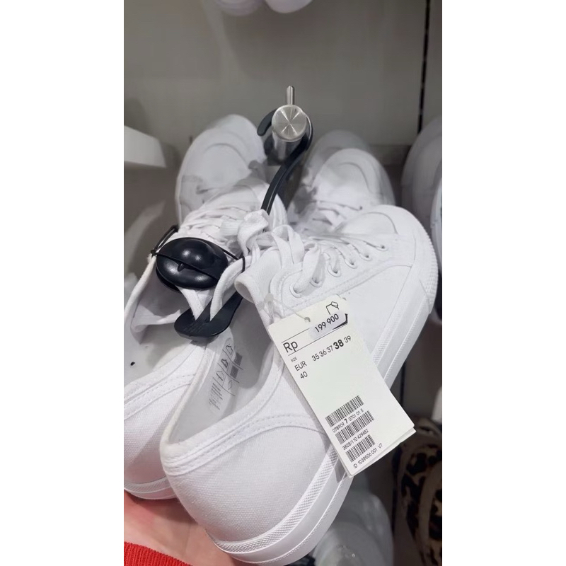 sepatu h&m