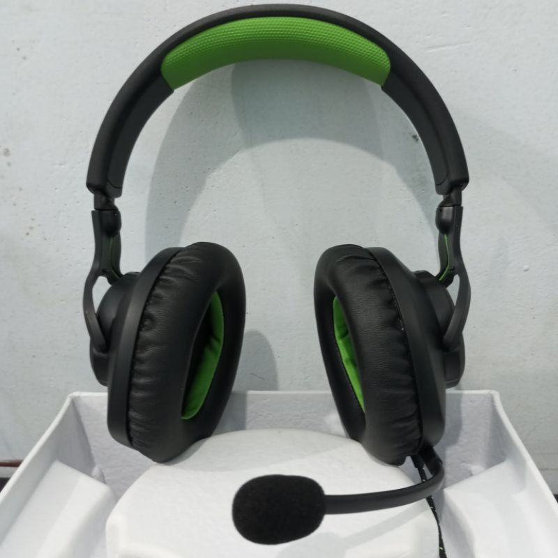 Dijamin Ter-MURAH Gan JBL QUANTUM 100X WIRED OVER-EAR CONSOLE GAMING HEADSET by HARMAN ORI
