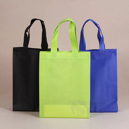 

Tas Spunbond / goodie bag murah flat TALI 28x12x45 press / spunbun/tas kain/bento