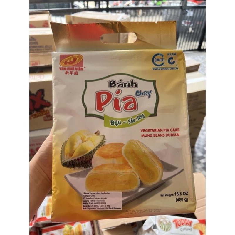 

Banh Pia Chay Pia Cake Durian Vietnam 400g Bakpia Durian Tan Hue Vien