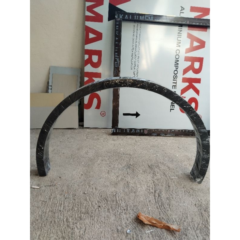 kusen lengkung alumunium 3inch lebar 90cm x tinggi 48cm