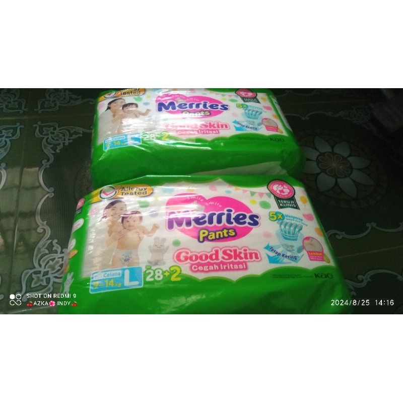 PAMPERS POPOK MERRIES