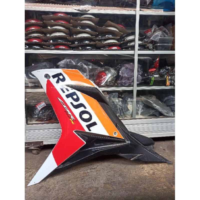 FAIRING KIRI CBR 150 K45G 2017 REPSOL