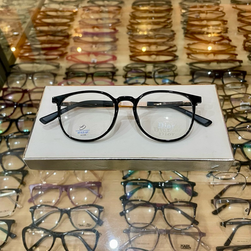 Frame Kacamata Kekinian Dior