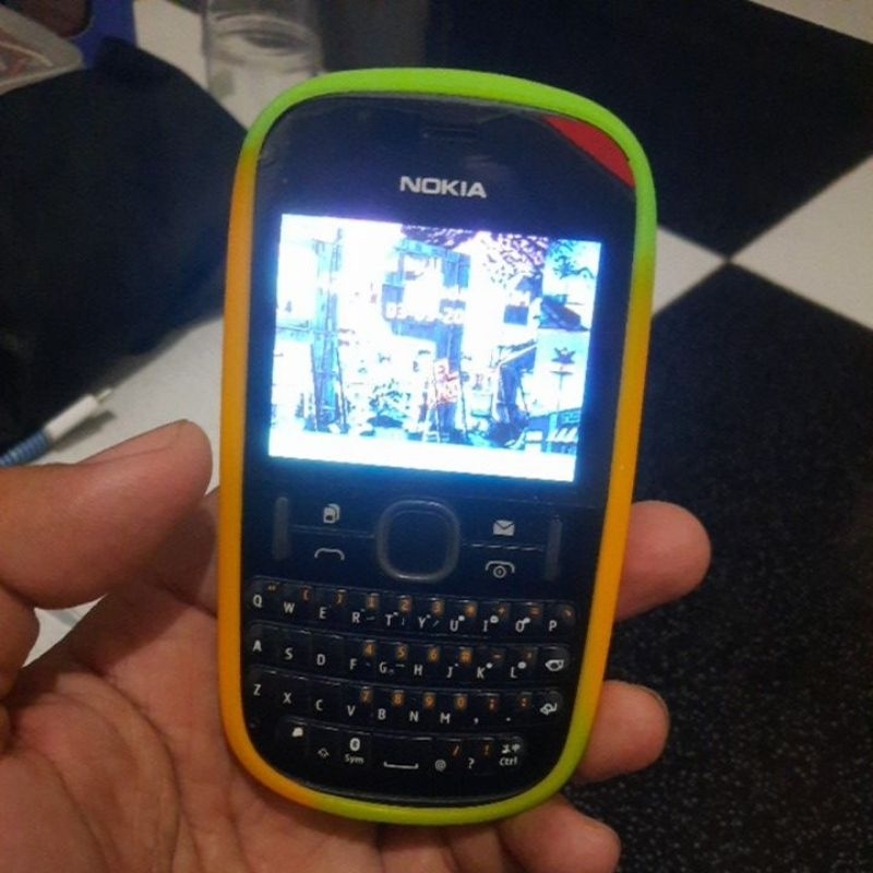 Nokia Asha 200