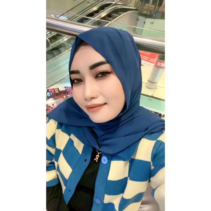 Baju rajut premium yang lagi viral cocok banget buat wanita yg suka staile modis