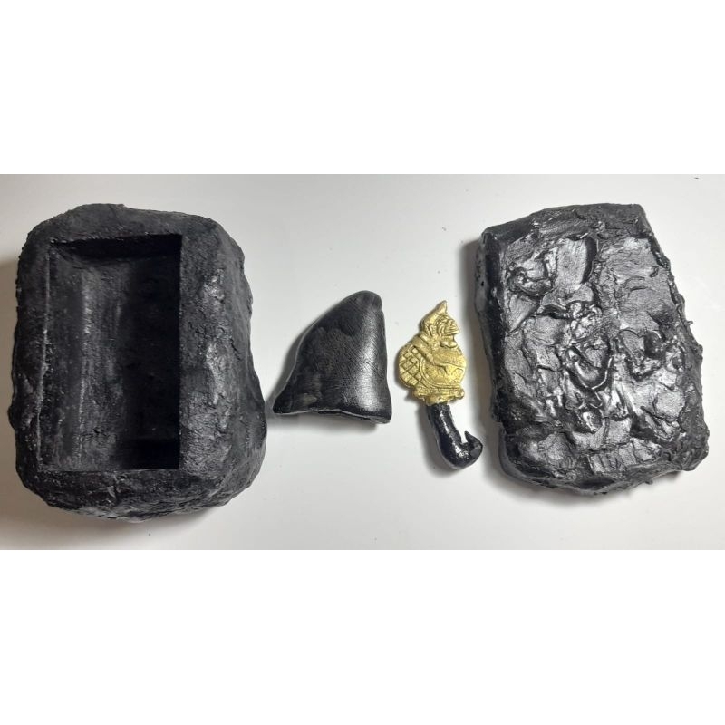 Pusaka kuning asli sama petinya