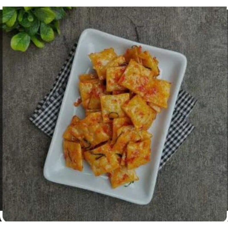 

Keripik Pangsit Pedas Daun Jeruk 250 gram