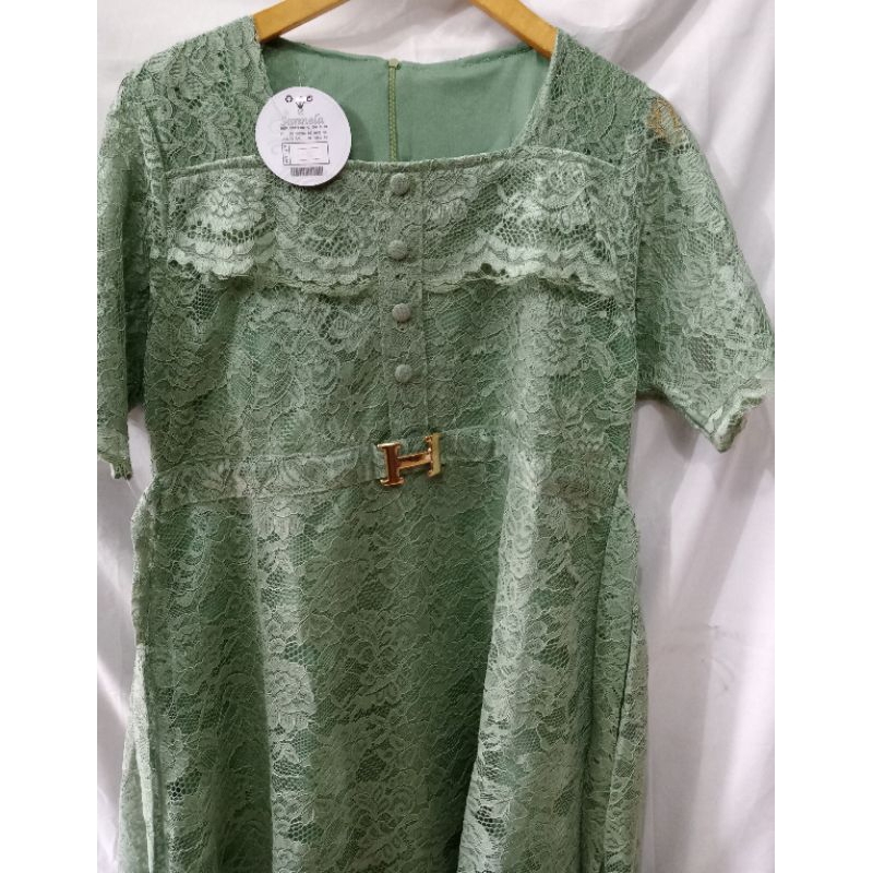 Dress brokat semi Prancis model Square neck sage