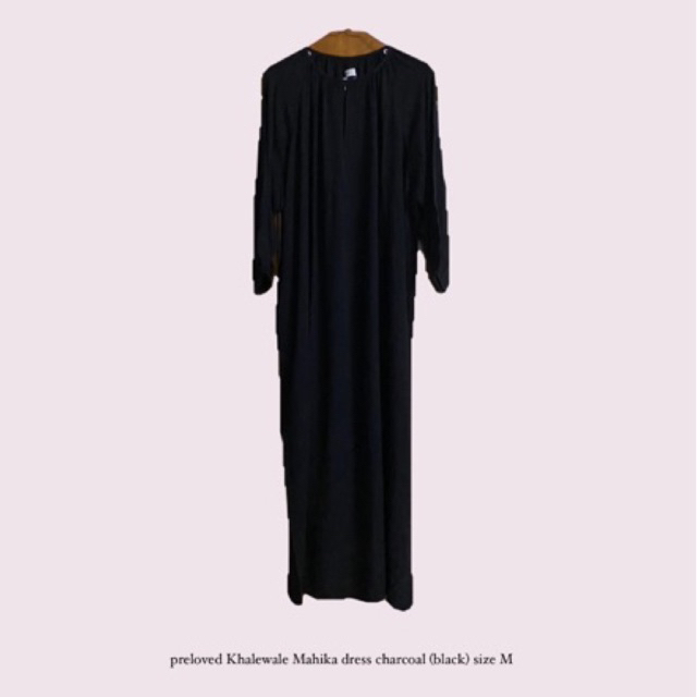preloved and new Khalewale / Khalewaledaily - Raline plain, Mahika dress charcoal black