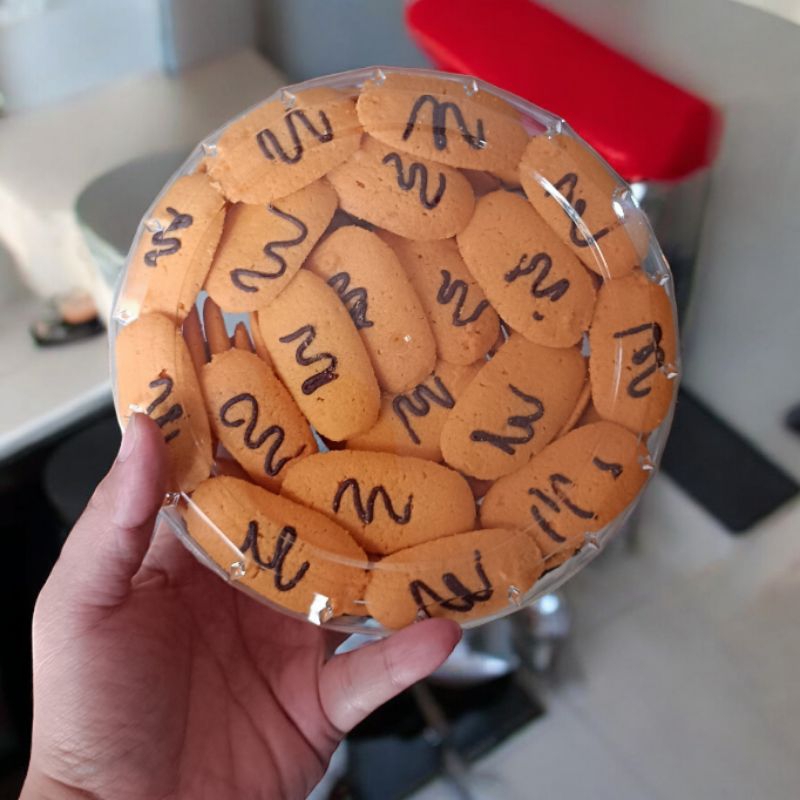 

Kue Lidah Kucing istimewa ala homemade wadah toples