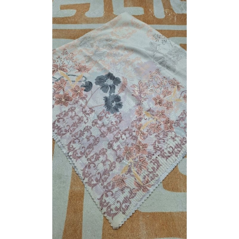 Scarf Wearing Klamby (preloved)