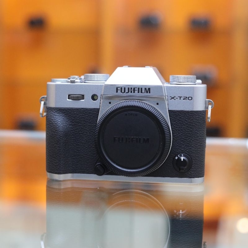 FUJIFILM X-T20 BODY ONLY - Kamera Mirrorless Fujifilm XT20 Body Only Fullset ( second )