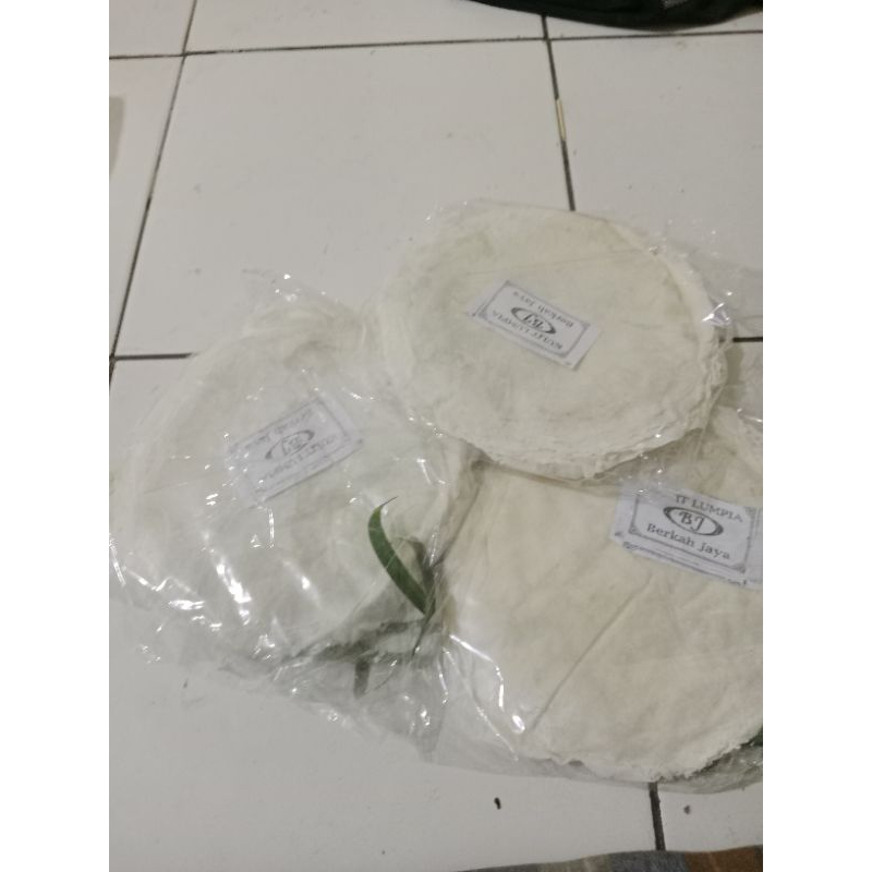 

kulitt lumpia isi/30-40 lembar