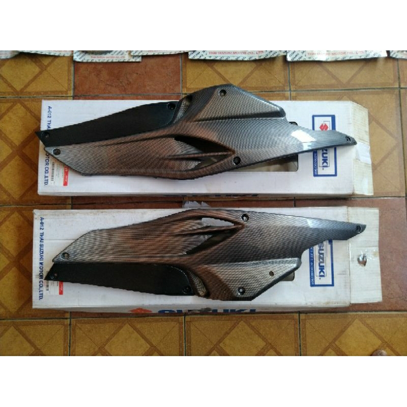 Cover Frame Side Carbon Suzuki Skywave Original SGA