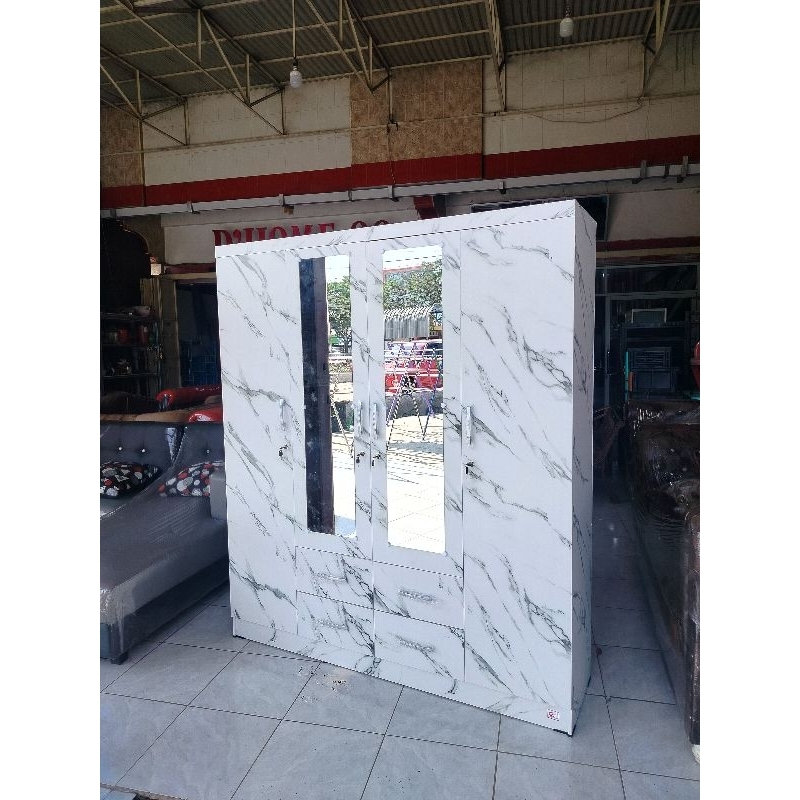 Lemari pakaian 4pintu