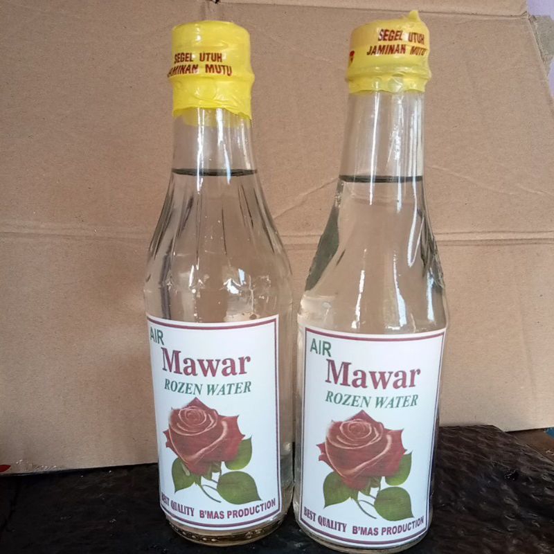 

Air Mawar untuk Ziarah Makam, Air Mawar Wangi