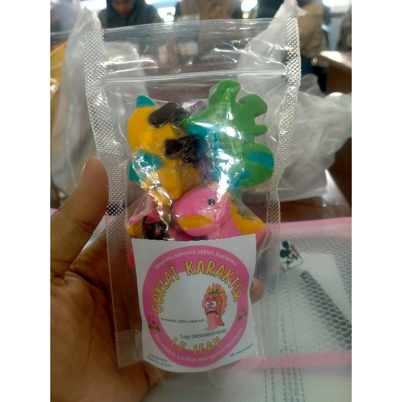 

coklat karakter Luifah