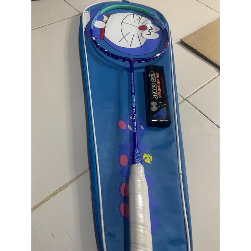raket original doraemon