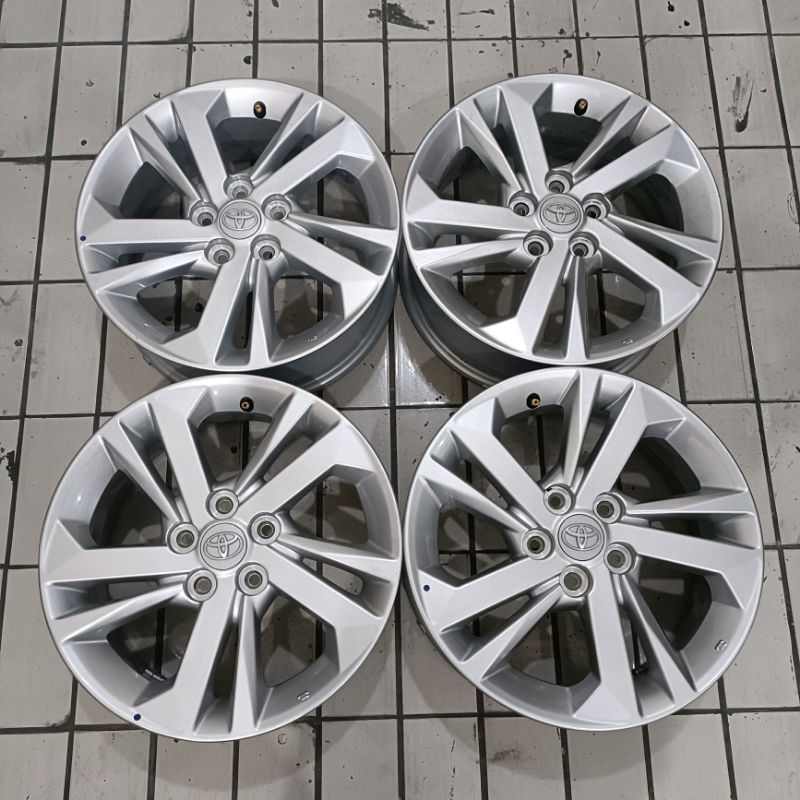 Velg Seken Mobil Copotan Avanza Veloz New Ring 15 pcd 5x100 Et45