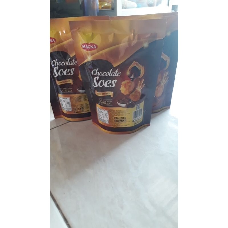 

Chocolate Soes