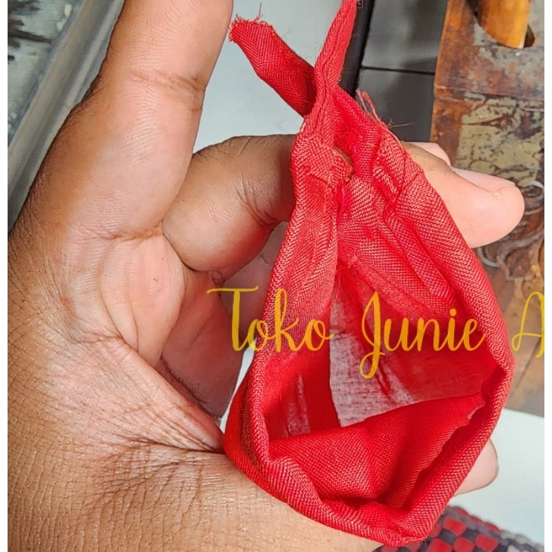 Kantong kain merah 10 x 5CM