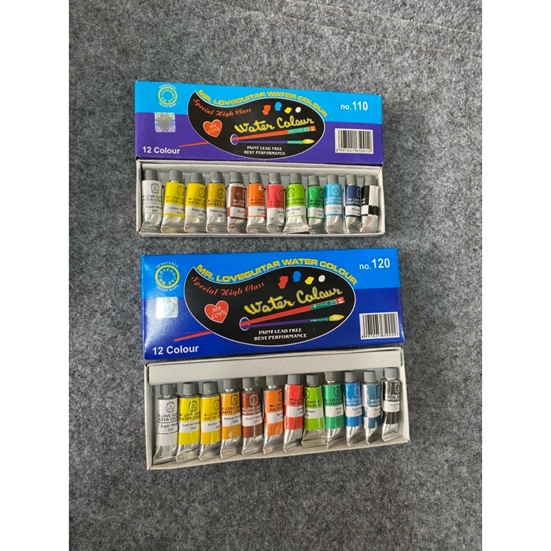 

cat air/water colour isi 12 warna ukuran kecil dan sedang