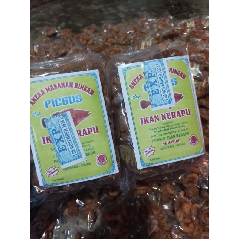 

picsus (keripik usus) 20pcs