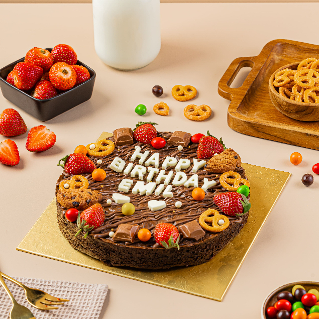 

RB Confetti Cascade Brownies Chan Patisserie Diameter 20cm Birthday Cake Hampers Valentine