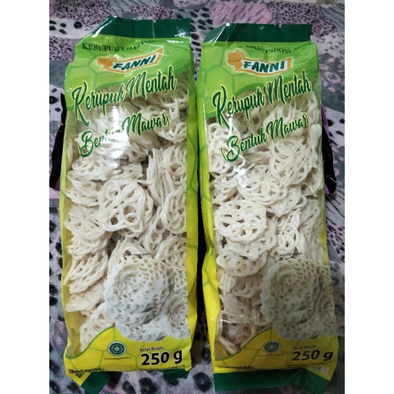 

Kerupuk Mentah Bentuk Mawar 250gram