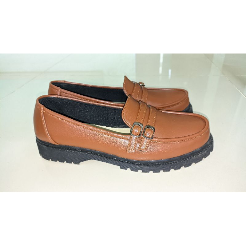 SEIS Warda Sepatu Docmart Wanita