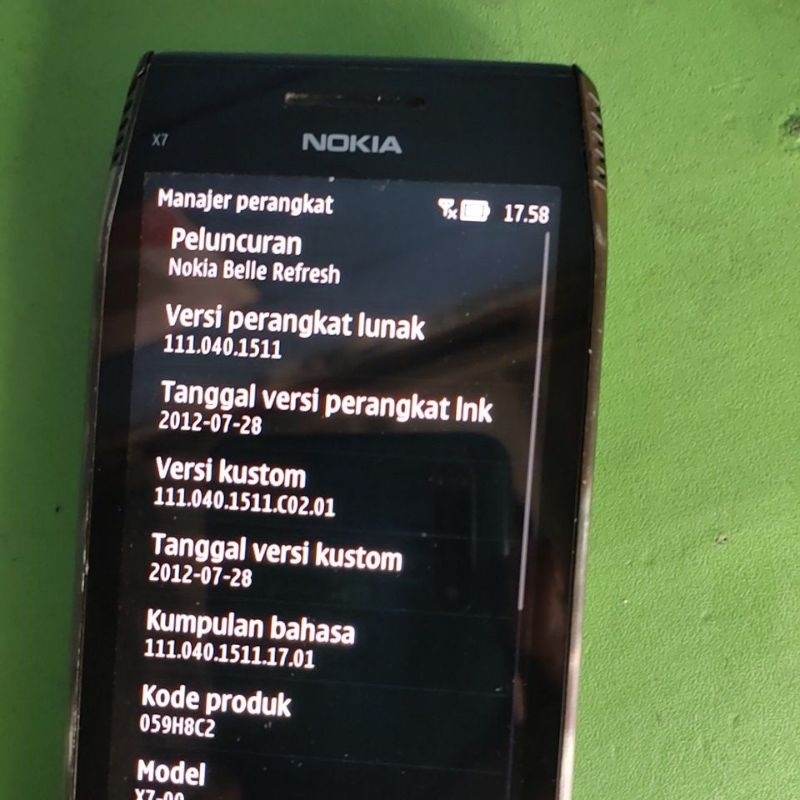 Nokia x7