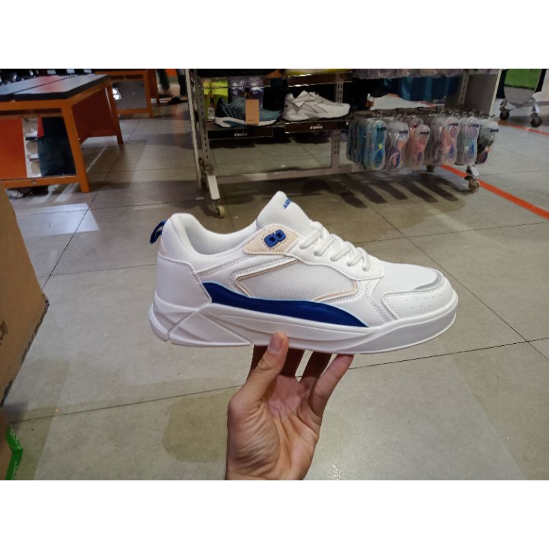 Sepatu Airwalk original pria/Airwalk Cesar men's sneakers shoes -White