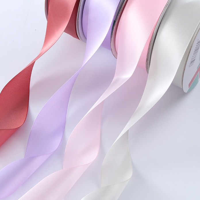 

TERLARIS Pita satin PREMIUM 1 25 cm Panjang 45 Meter