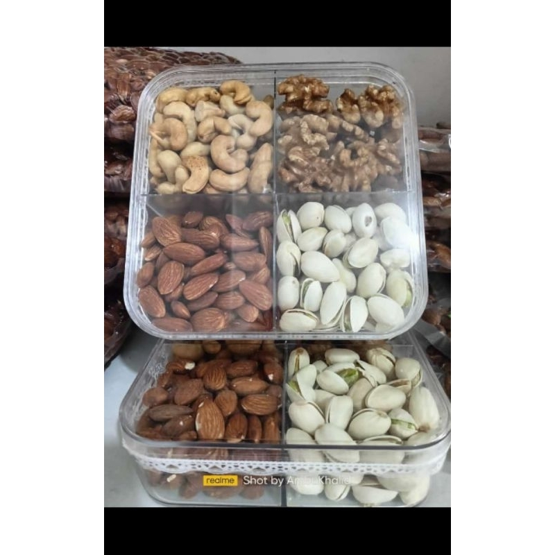

Kacang mix 4 = Mete, Walnut ,Almond ,Pistachio