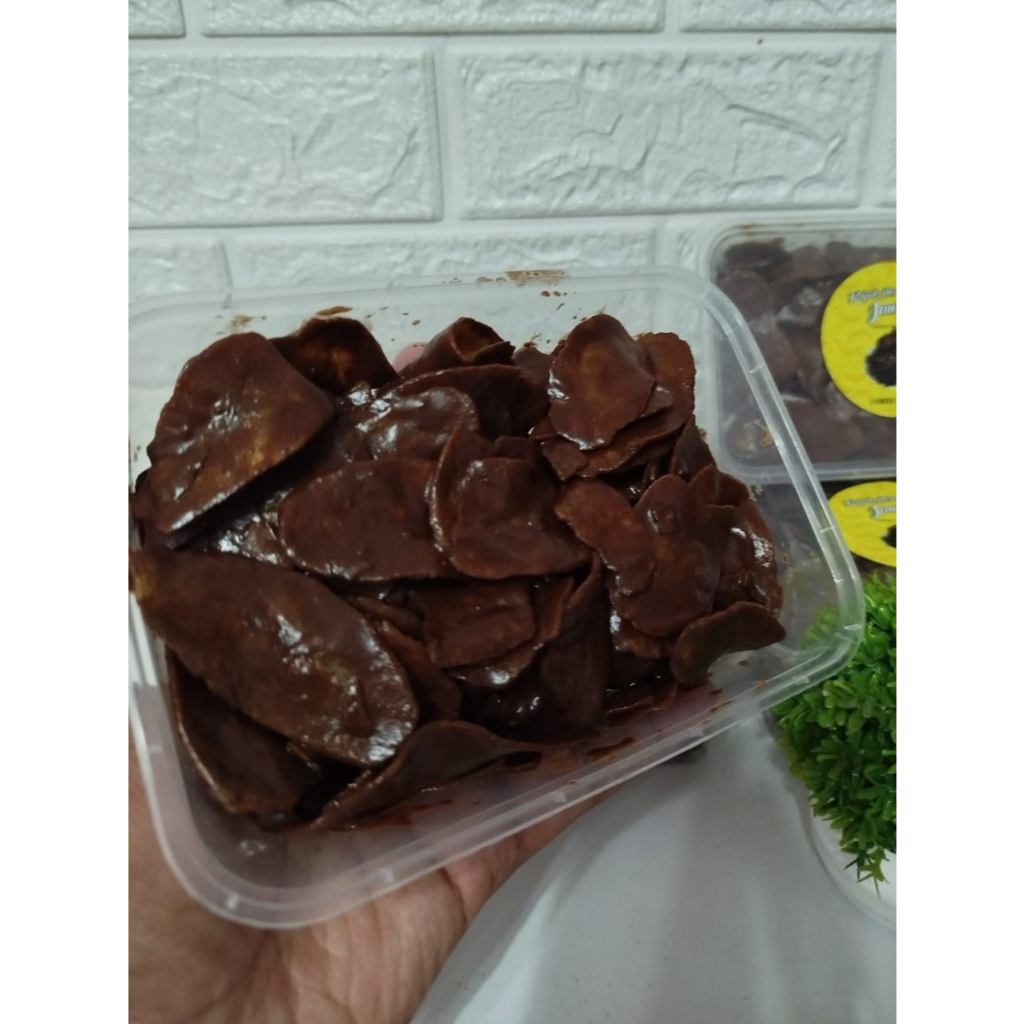 

JAWARA KRIPIK PISANG COKLAT LUMER 300GR | KRIPIK COKLAT LUMER | KERIPIK COKLAT | PISANG COKLAT LUMER