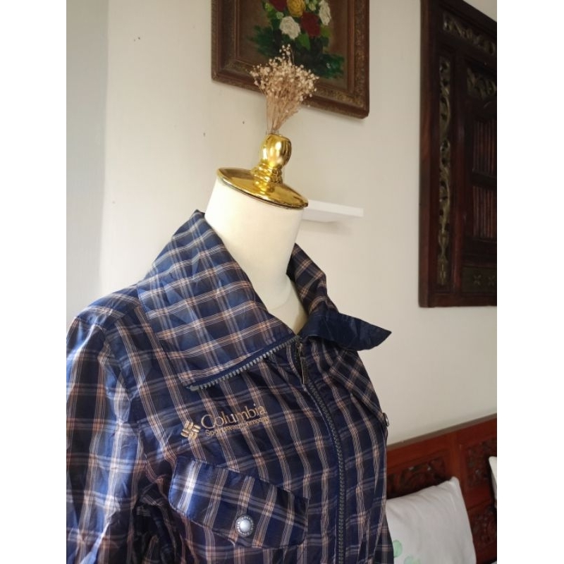 JAKET/ATASAN WANITA BAHAN PARASUT ZIPPER