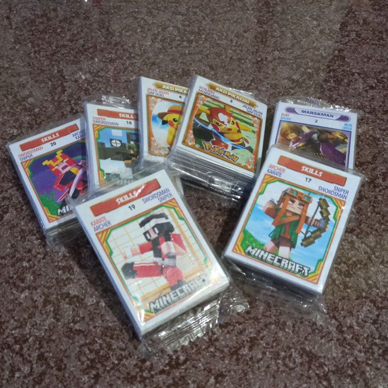 Kartu mainan DG kwartet