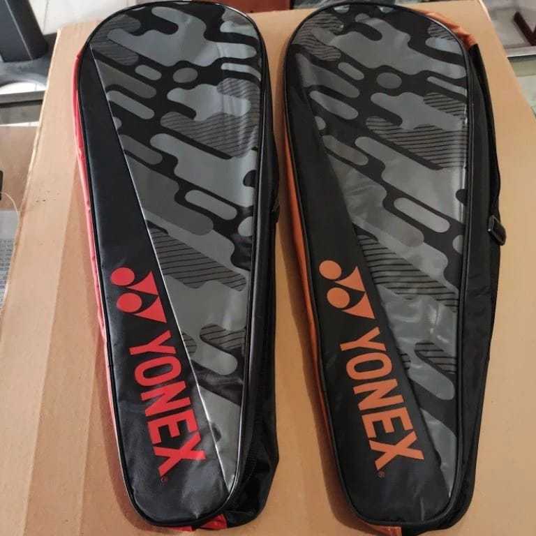 Stok terbatas TAS RAKET BADMINTON YONEX ORIGINAL R1 THERMO