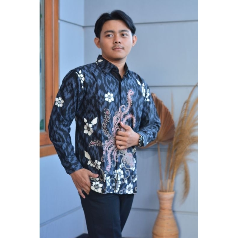 Kemeja Batik Katun Motive Dewananda