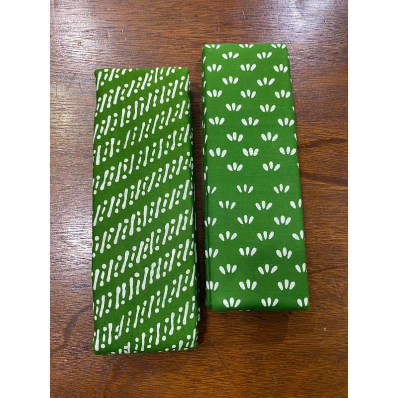 kain batik natal. batik chrismast. seragam natal. baju natal. batik natal. seragam natal. kain batik