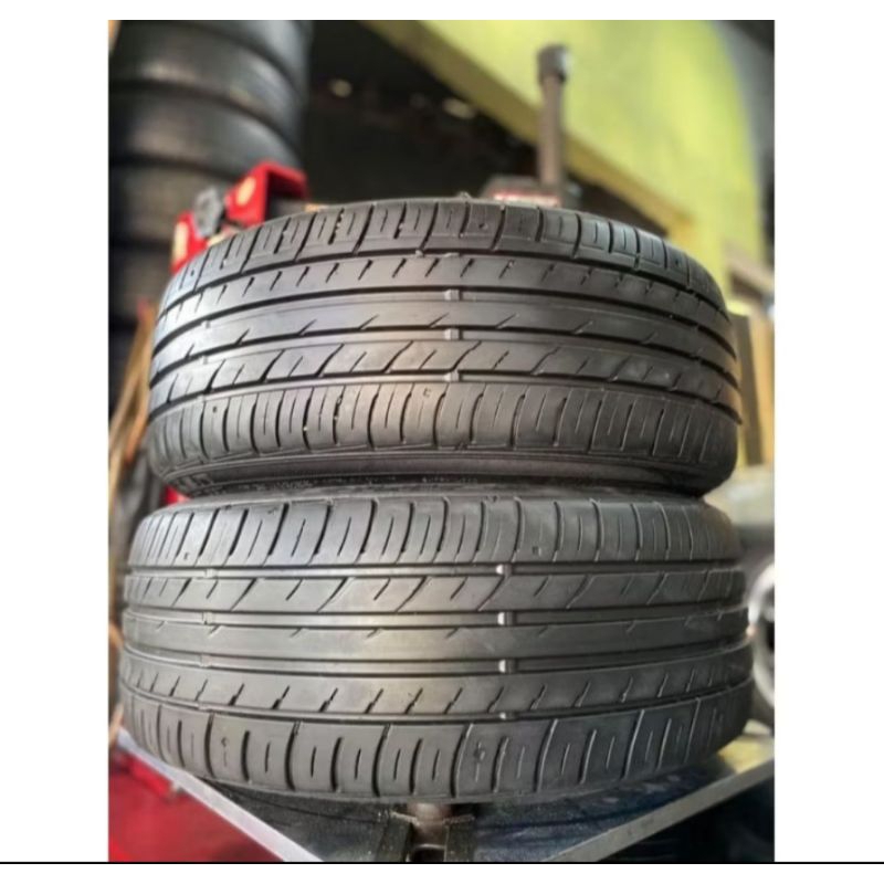 Ban Mobil Copotan Ring 17 UK 205/45 R17 Merek Achilles Second Tubles