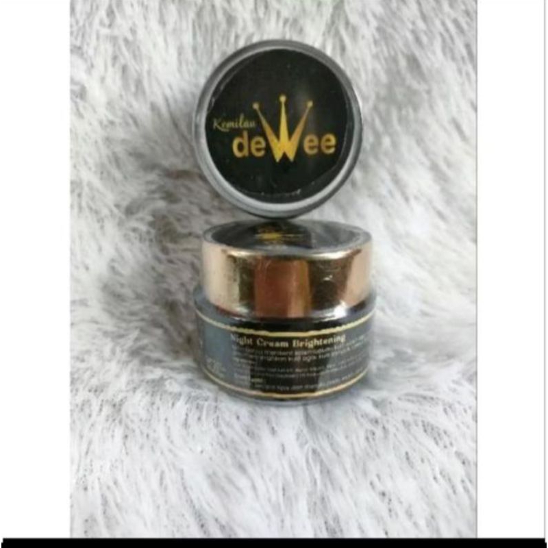 Day and Night BANDEL HILANGKAN FLEK kemilau Dewee Skincare Original 100%