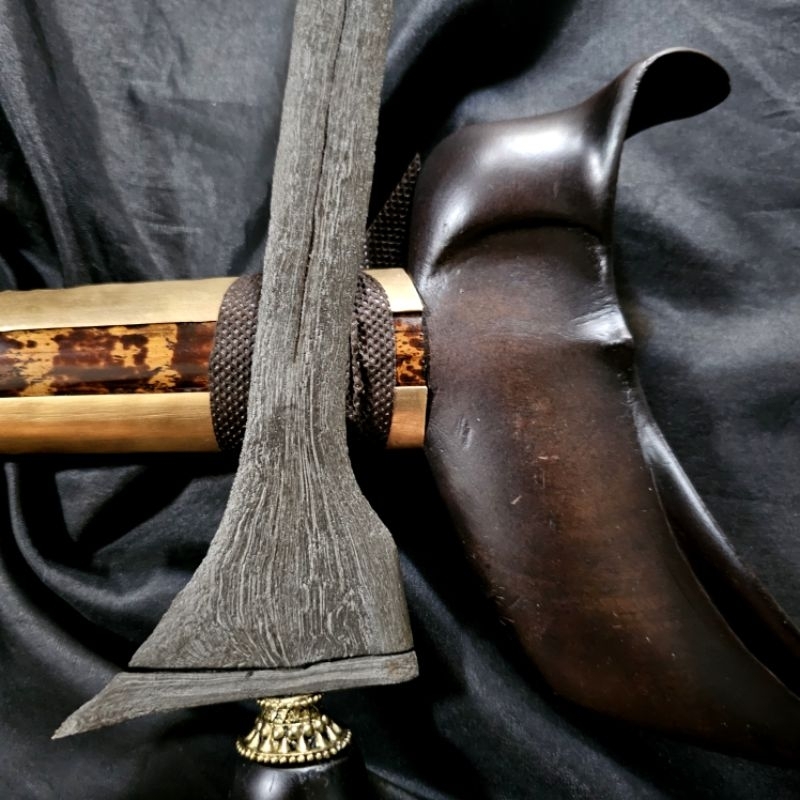 Keris Brojol Tangguh Est. Mataram Pamor Adeg Rambut
