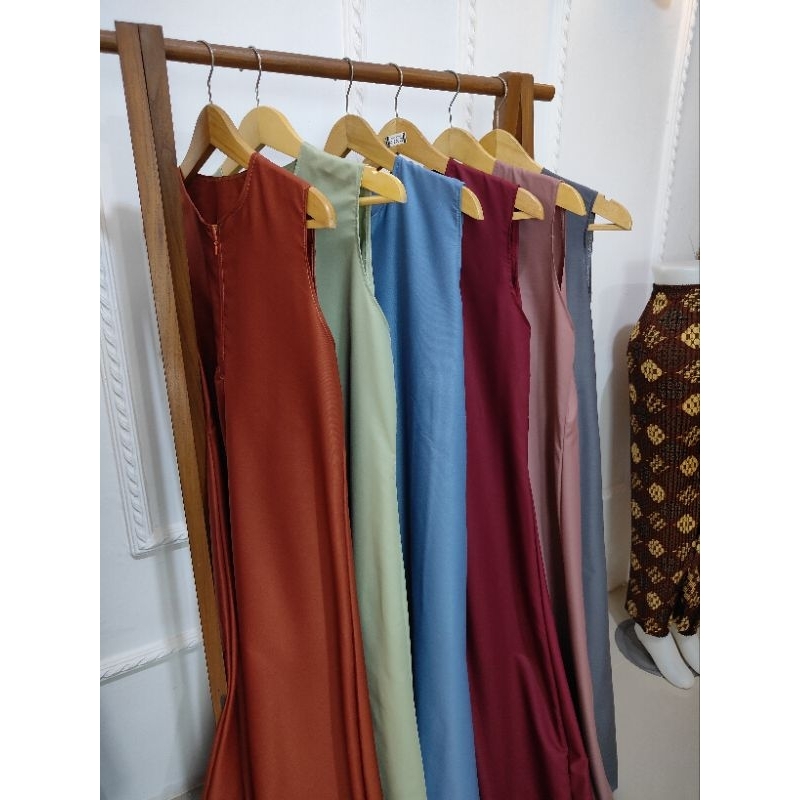 inner /Dress tanpa lengan polos bahan toyobo busui