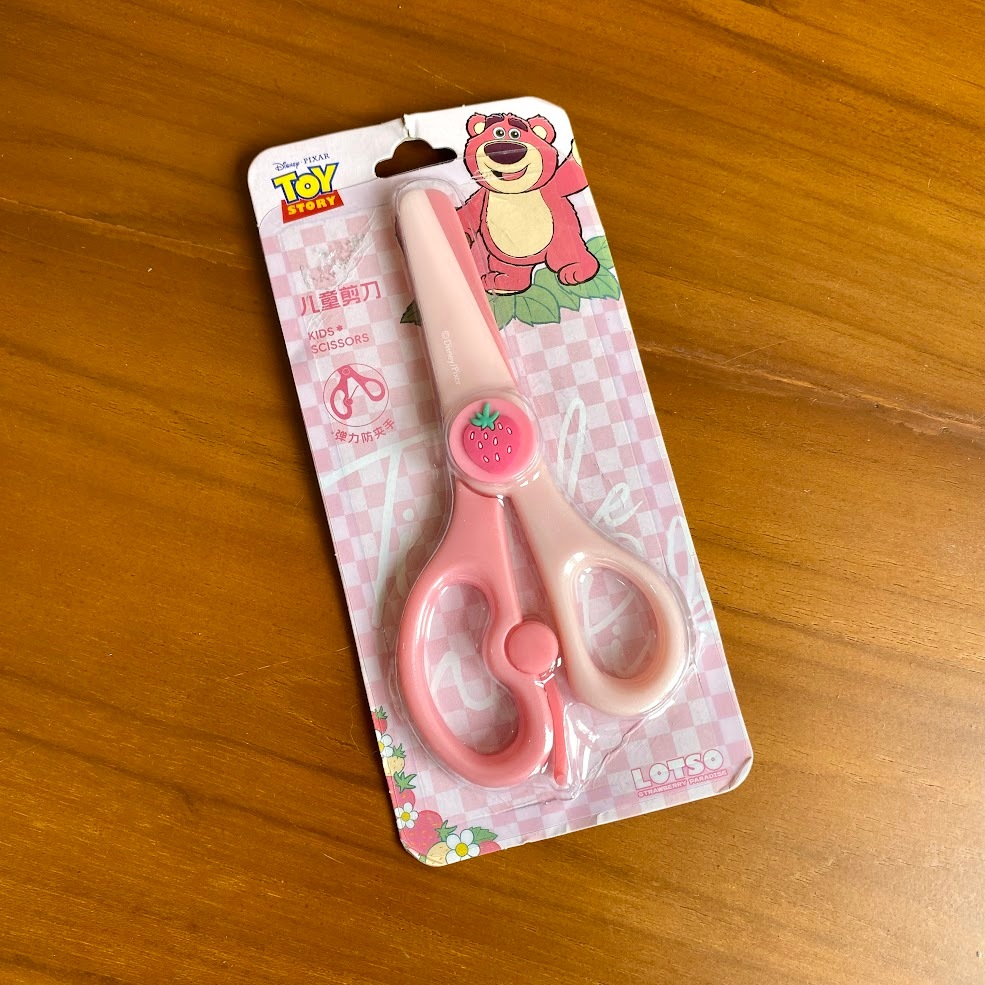 

Gunting Scissors Karakter Alat Pemotong Lucu Karakter Kartun Lotso Mickey Frozen Perlengkapan Sekolah Kantor Unik Lucu Gift Hadiah Kado