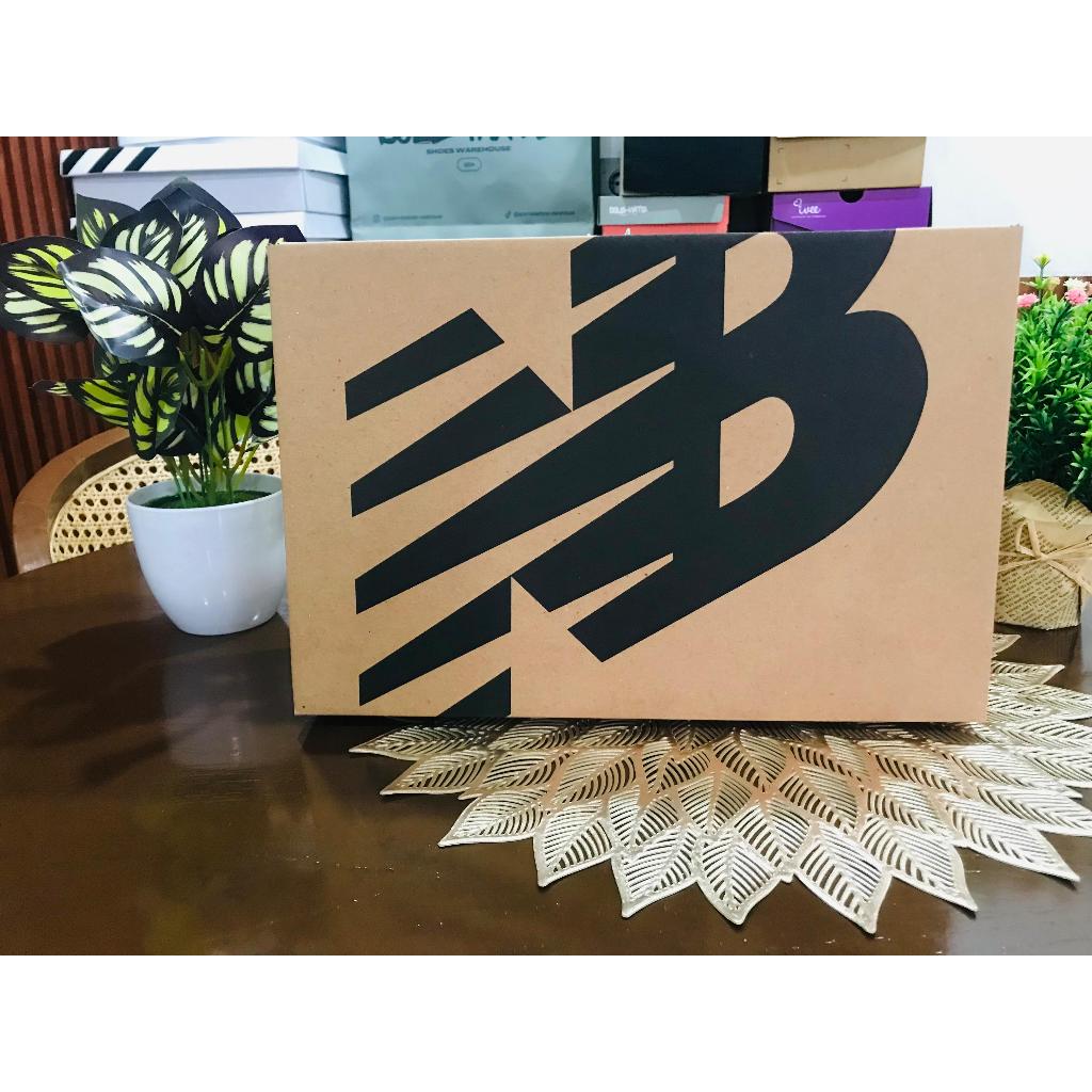 INER_NBOX_SEPATU_NB USA