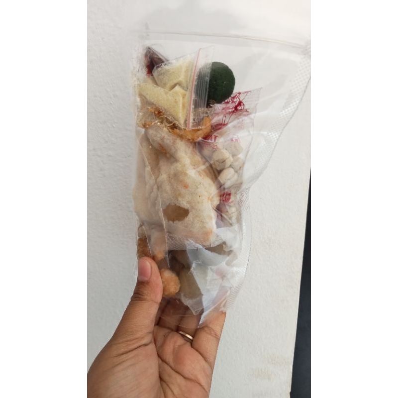 

baso aci isi ayam suwir/jando