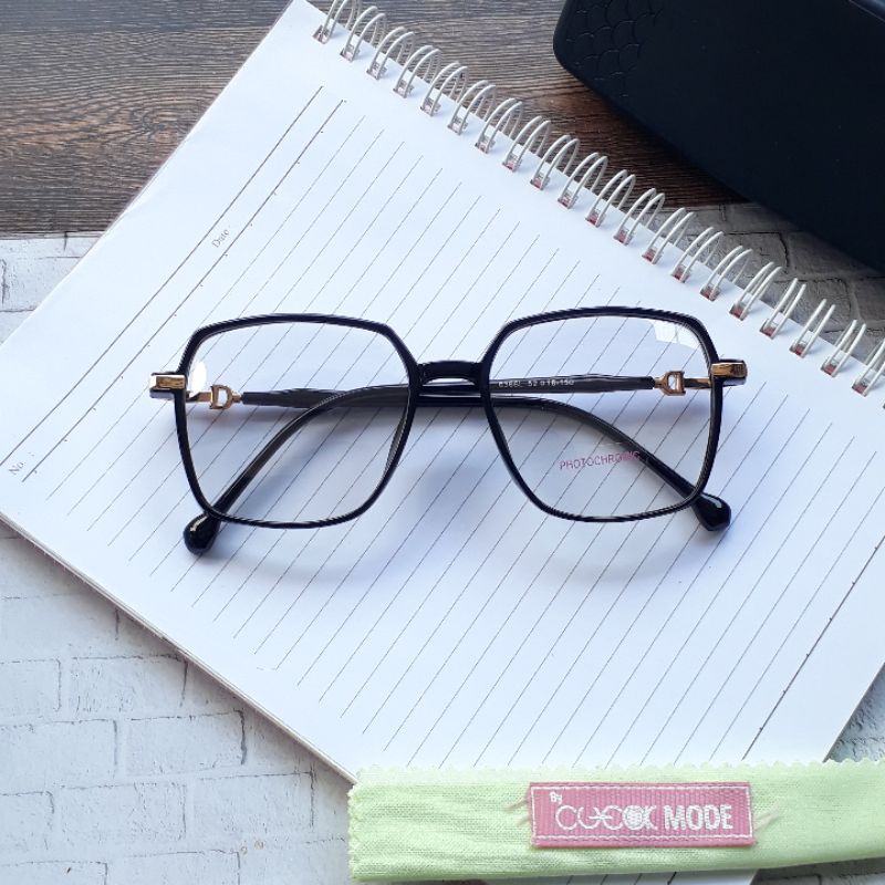 Kacamata Kotak Photocromik 0366 | Semipremium